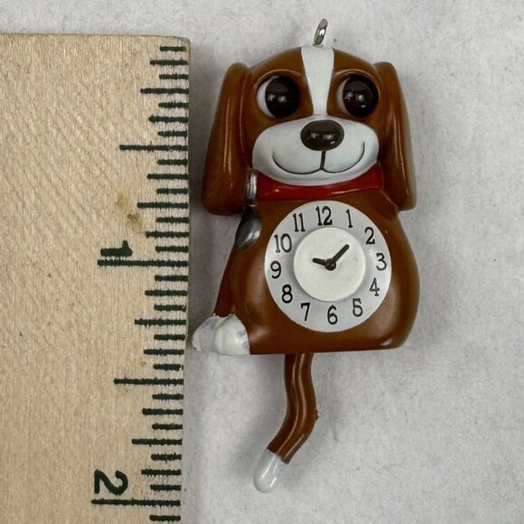 Hallmark 2021 Lil Puppy Clock 2" Mini Ornament Christmas Movement Miniature Dog - Picture 8 of 11